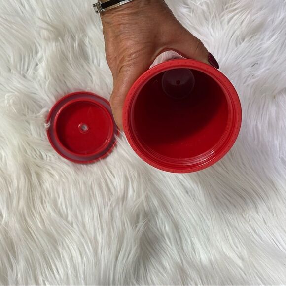 Starbucks Solid Matte Red BPA Free Venti 24 Fl Oz Logo Tumbler - Picture 6 of 7